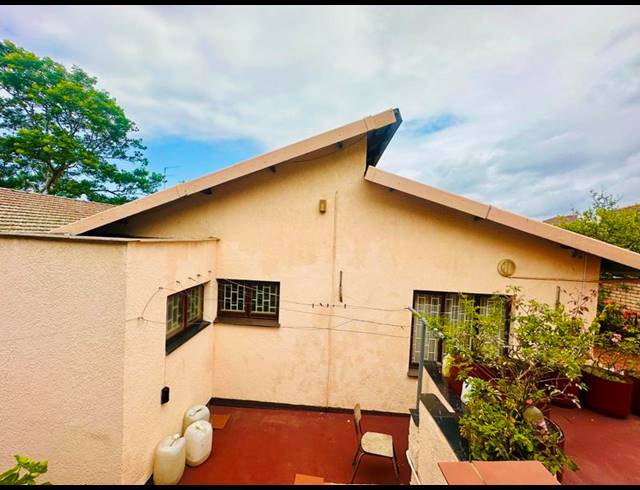 3 BEDROOM HOUSE FOR SALE IN MOBENI HEIGHTS